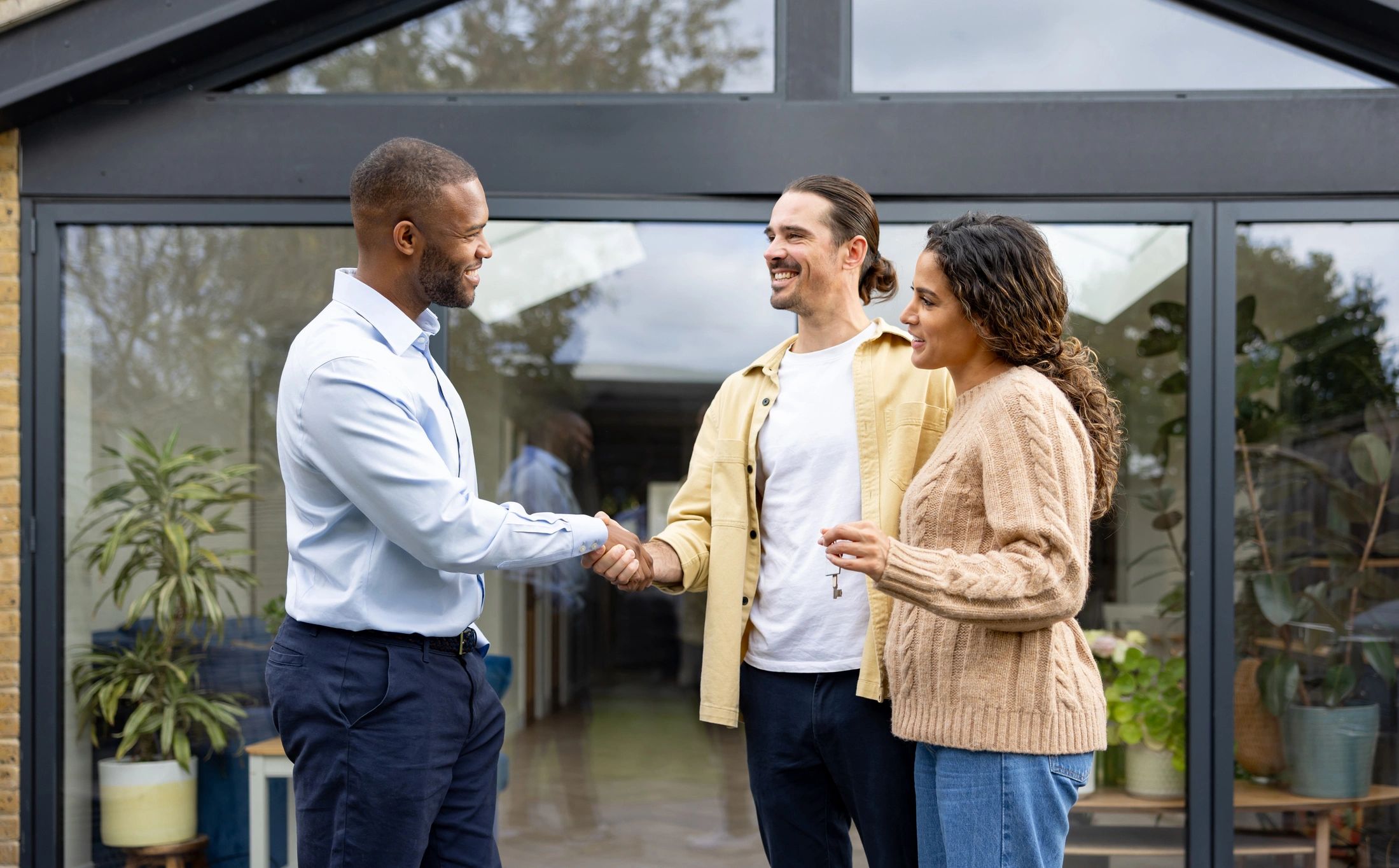 real estate handshake